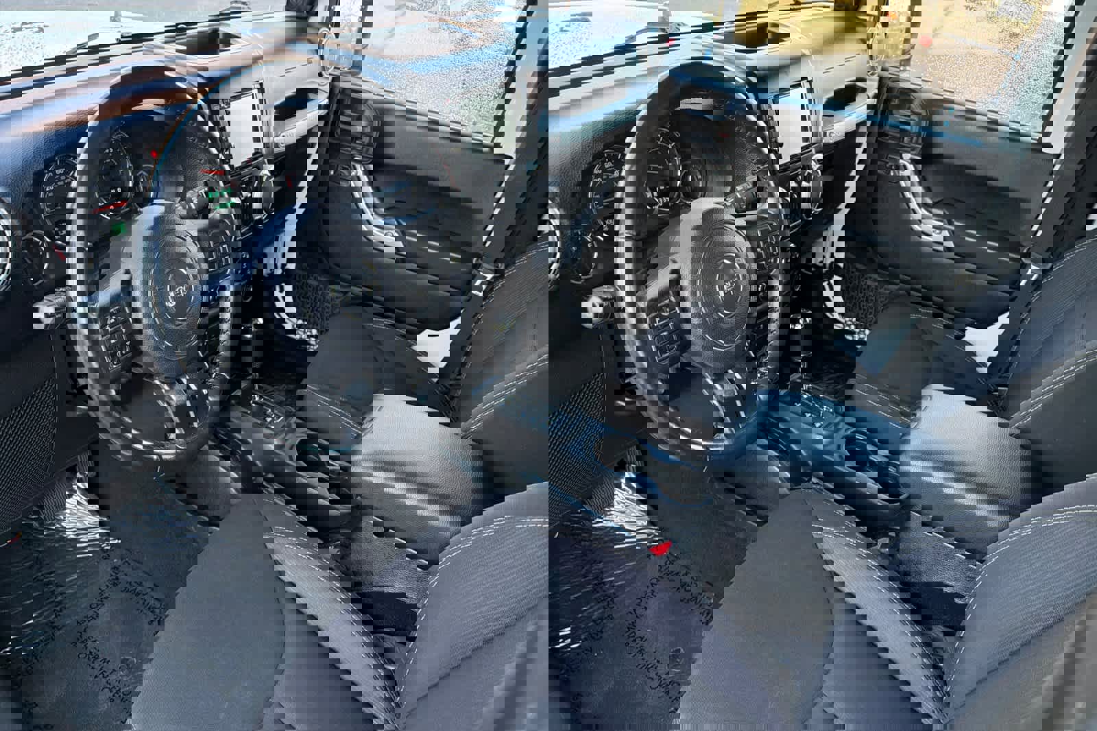 Used 2014 Jeep Wrangler Unlimited Sahara w/ Connectivity Group image 13