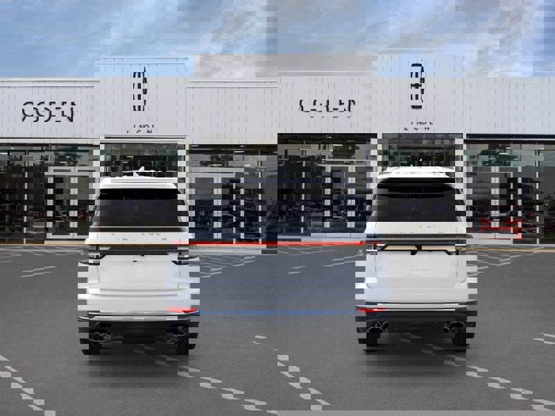 New 2026 Lincoln Aviator AWD image 5