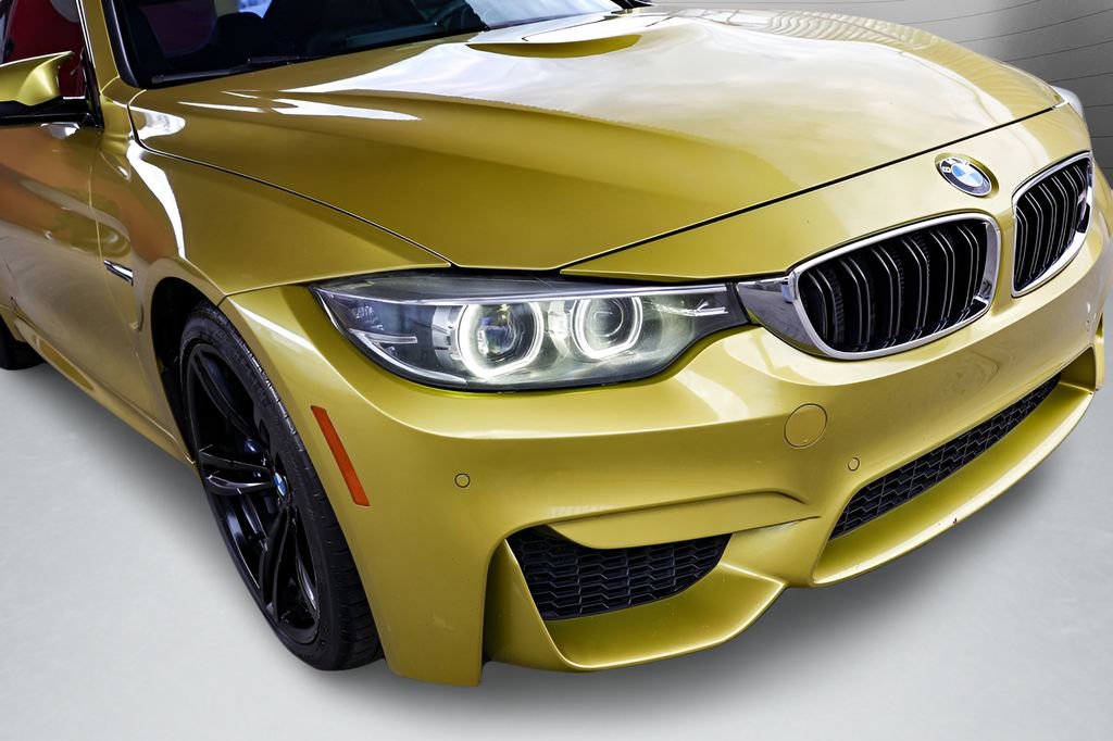 Used 2018 BMW M4 Coupe RWD image 12