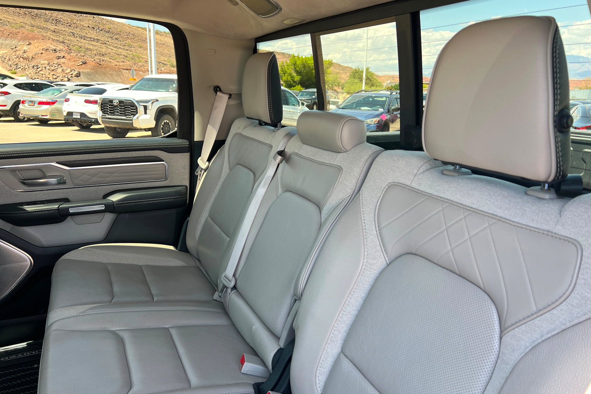 Used 2022 RAM 1500 Limited AWD/4WD image 21