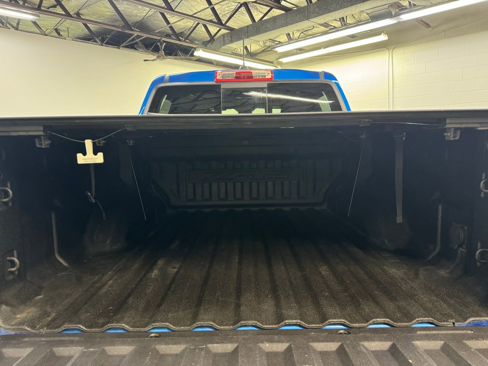 Used 2024 Chevrolet Colorado ZR2 w/ Technology Package image 33