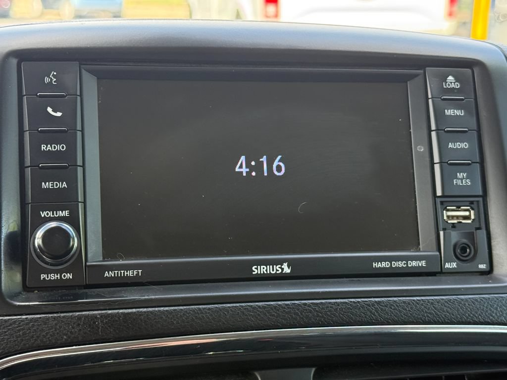 Used 2019 Dodge Grand Caravan SE FWD image 19