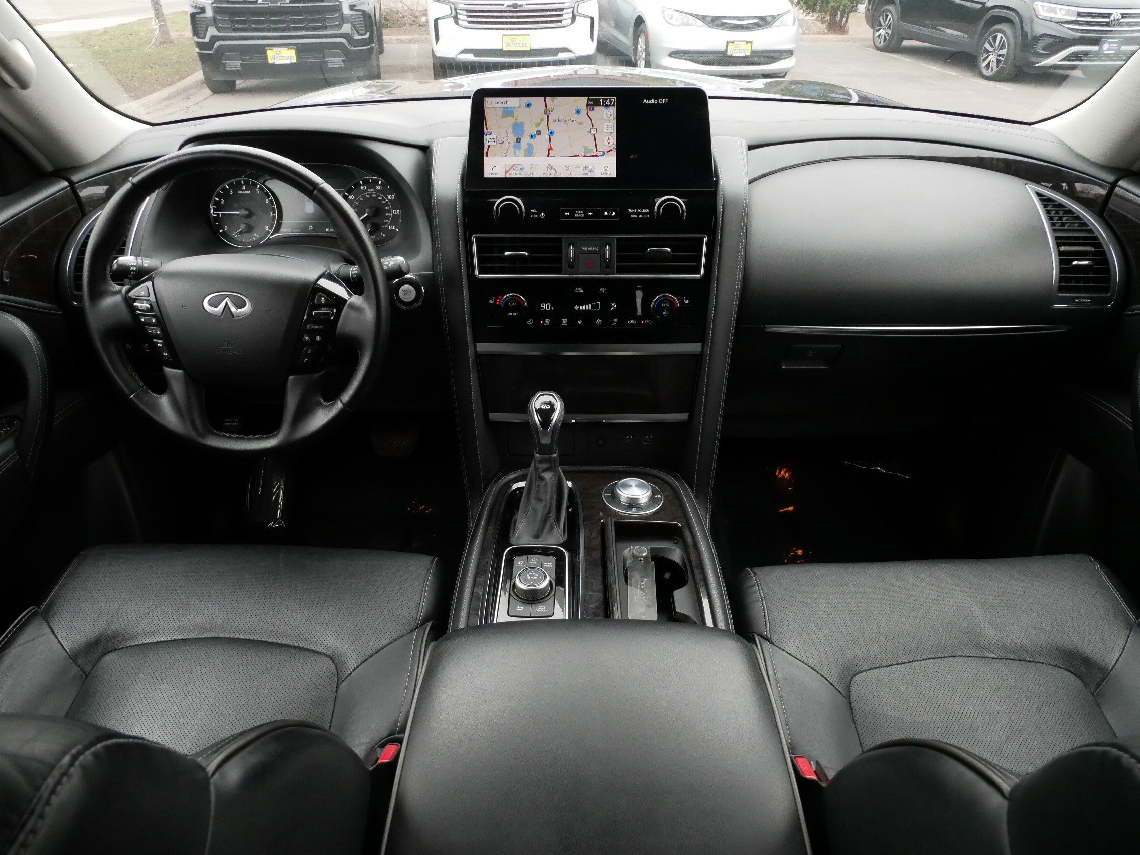 Used 2024 INFINITI QX80 Luxe image 10