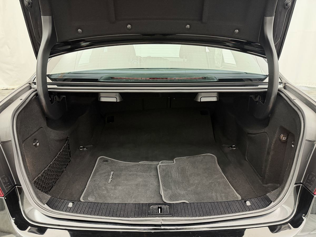 Used 2016 Mercedes-Benz E 350 4MATIC Sedan image 24