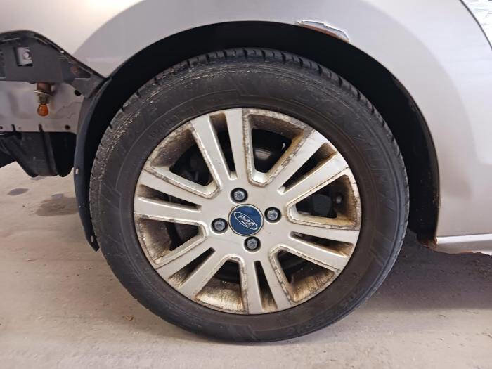 Used 2008 Ford Focus SES FWD image 10