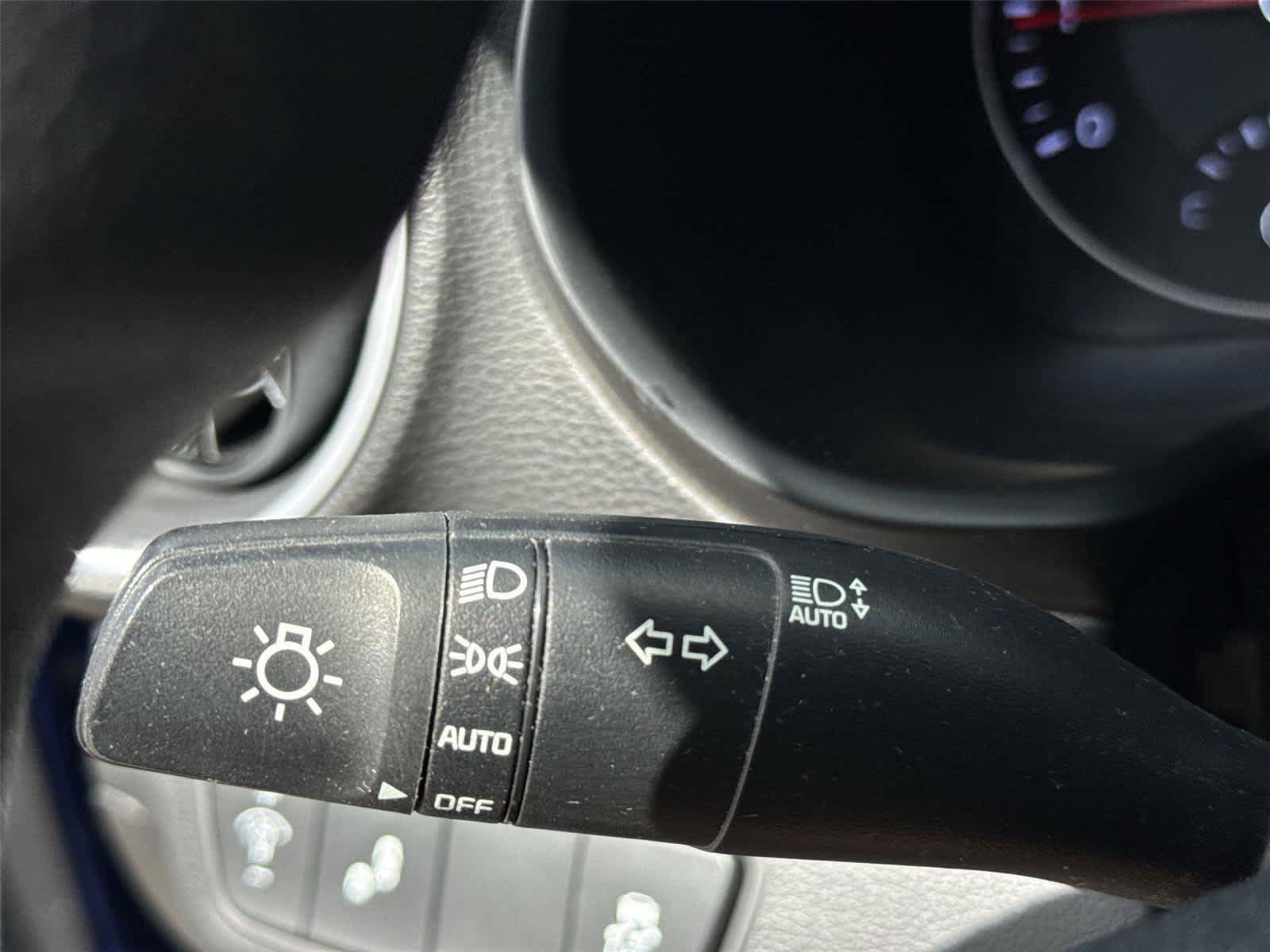 Used 2023 Kia Forte LXS w/ LXS Technology Package FWD image 20