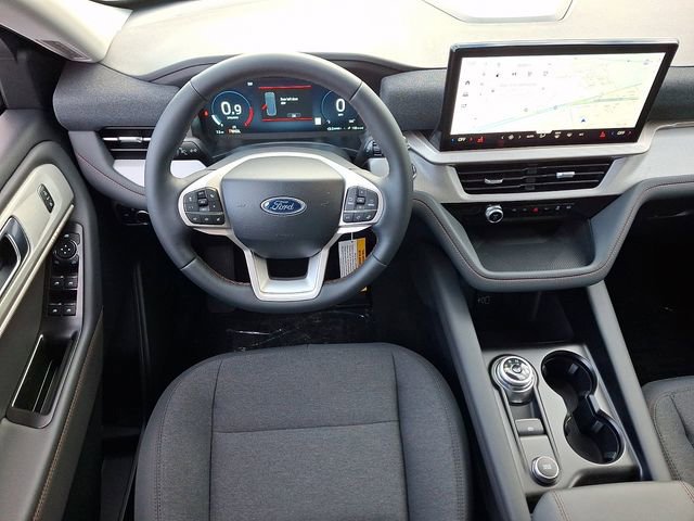 New 2026 Ford Explorer Active image 7