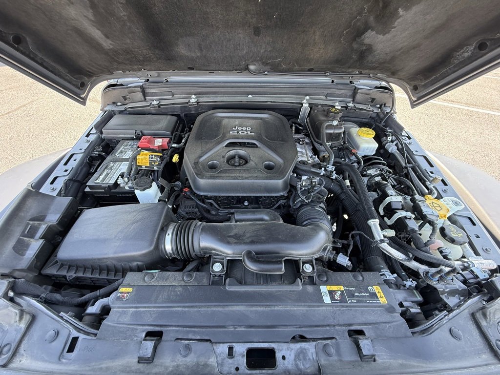 Used 2022 Jeep Wrangler Unlimited Rubicon image 34