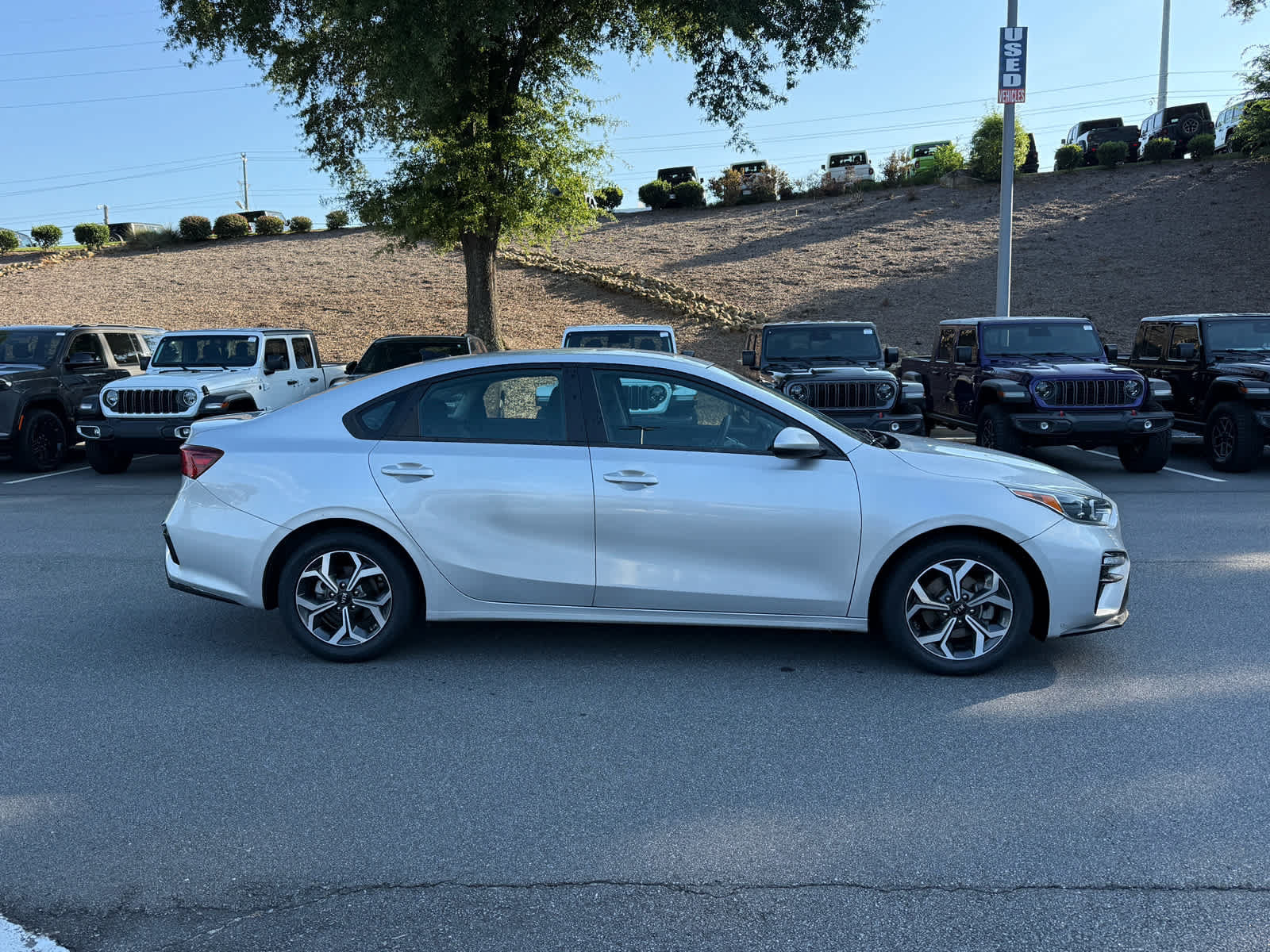 Used 2021 Kia Forte LXS FWD image 6