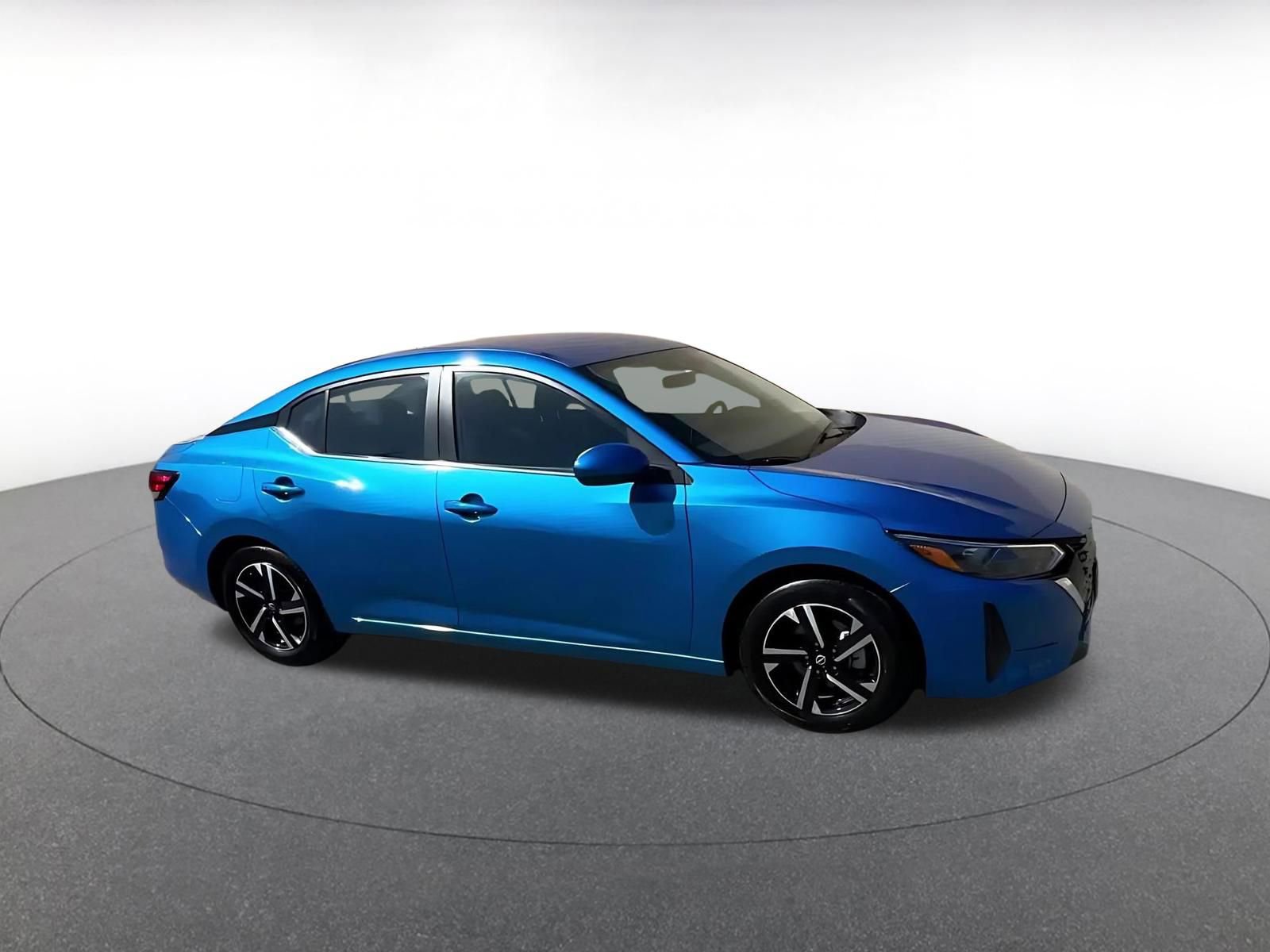 Used 2025 Nissan Sentra SV FWD video 2