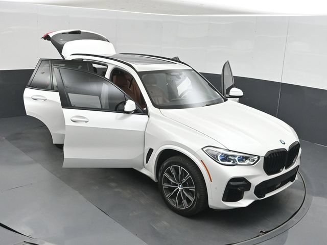 Used 2023 BMW X5 M50i w/ Executive Package AWD/4WD image 63