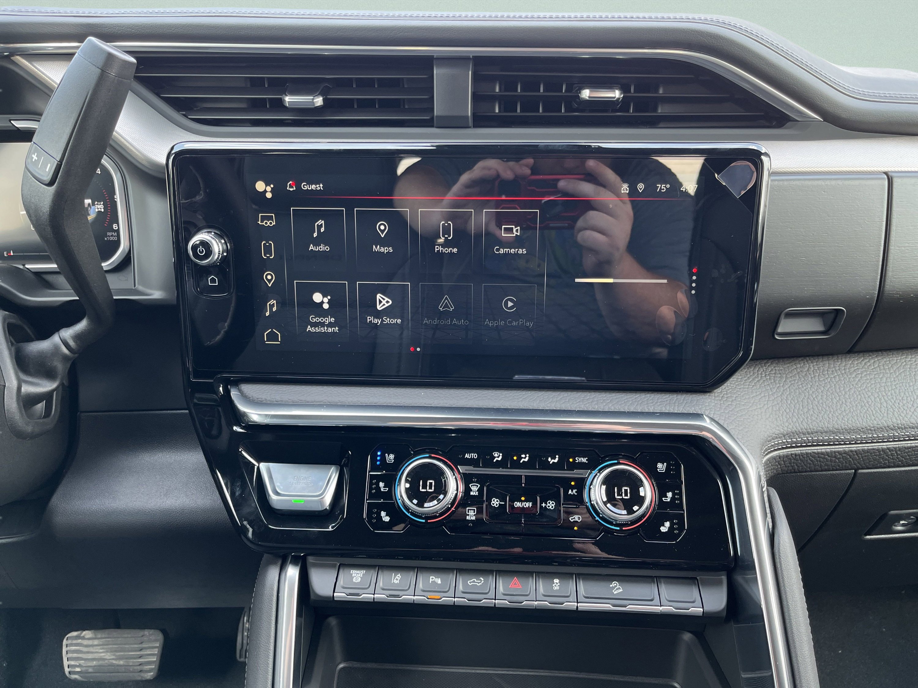 New 2026 GMC Sierra 2500 Denali w/ Denali Reserve Package image 27