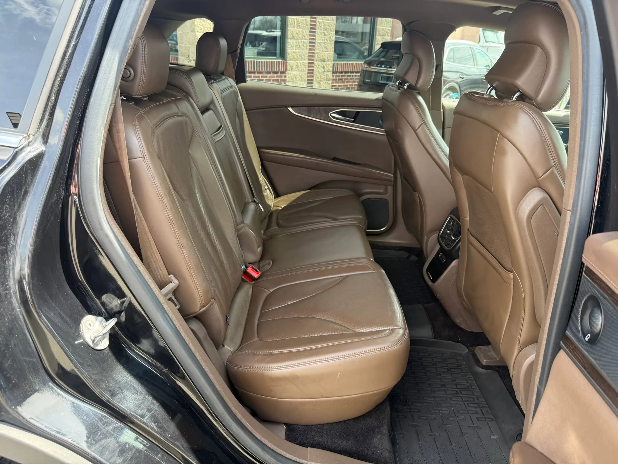 Used 2016 Lincoln MKX Reserve image 34