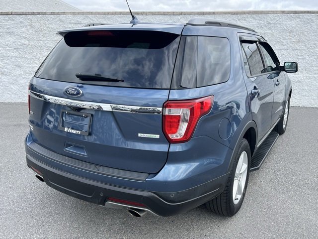 Used 2019 Ford Explorer XLT w/ Equipment Group 201A image 8