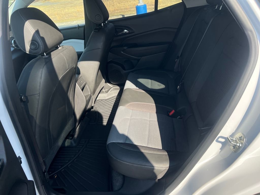 Used 2024 Chevrolet Trax LT image 23