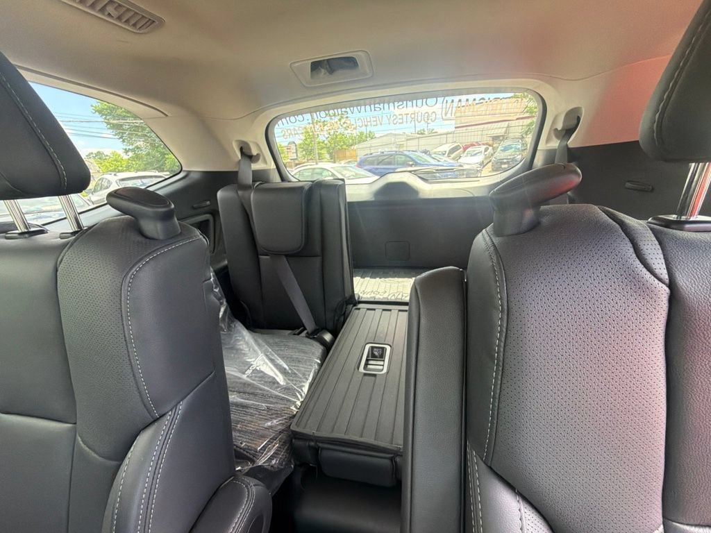 Certified 2026 Subaru Ascent Limited AWD/4WD image 22