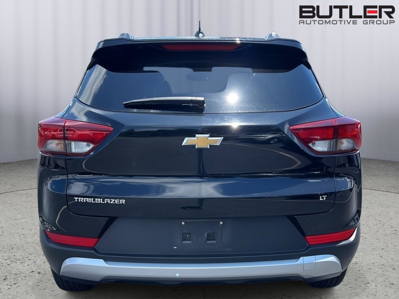 Used 2025 Chevrolet TrailBlazer LT FWD image 4