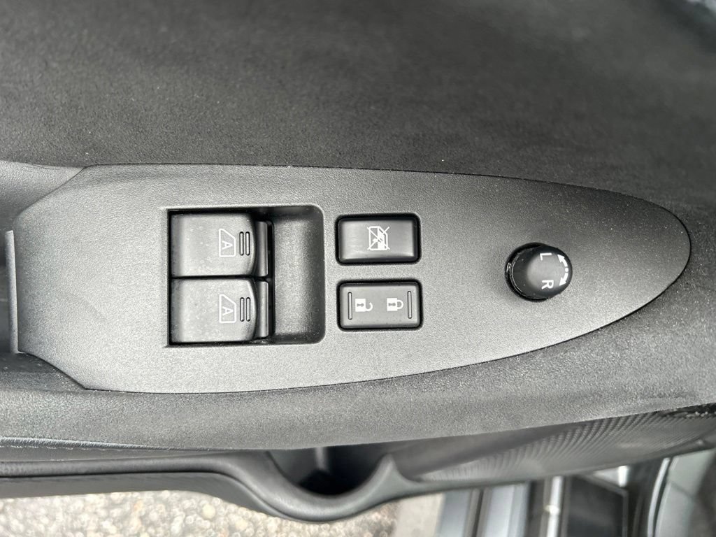 Certified 2025 Nissan Z Performance w/ Floor Mat Package RWD image 23