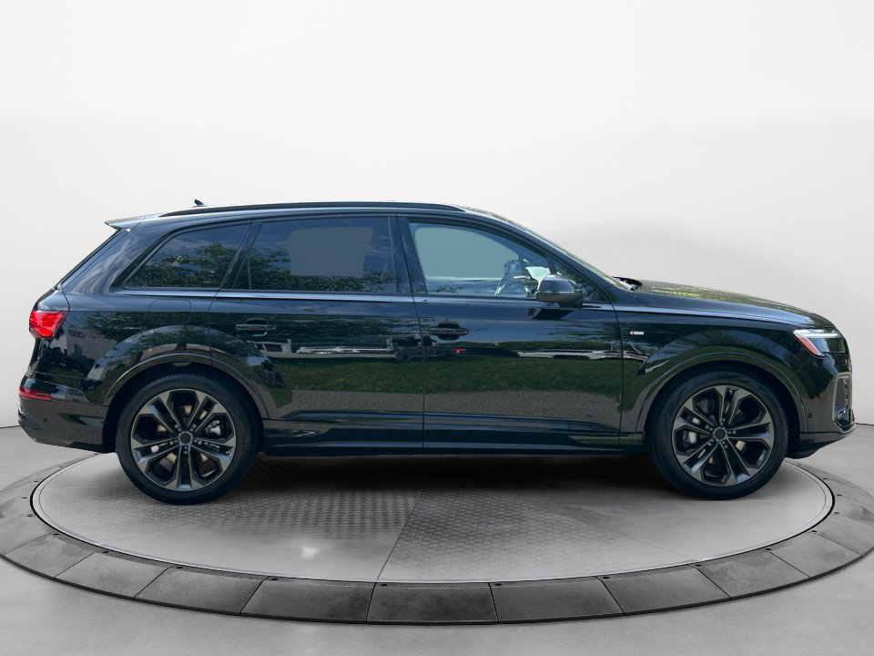 New 2026 Audi Q7 Premium Plus AWD/4WD image 8