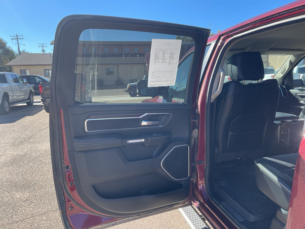 Used 2022 RAM 1500 Laramie AWD/4WD image 12