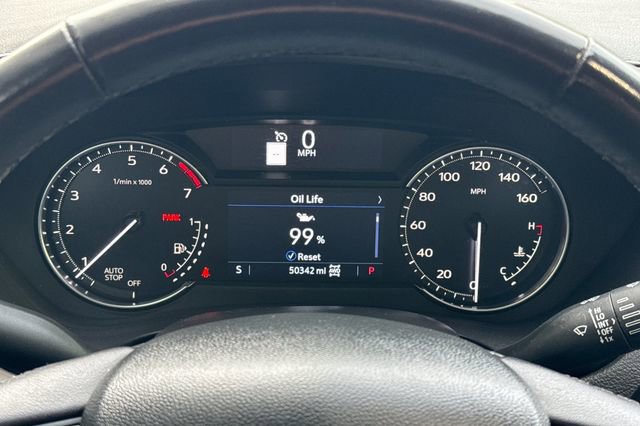 Certified 2023 Cadillac XT4 Luxury w/ Cold Weather Package image 25