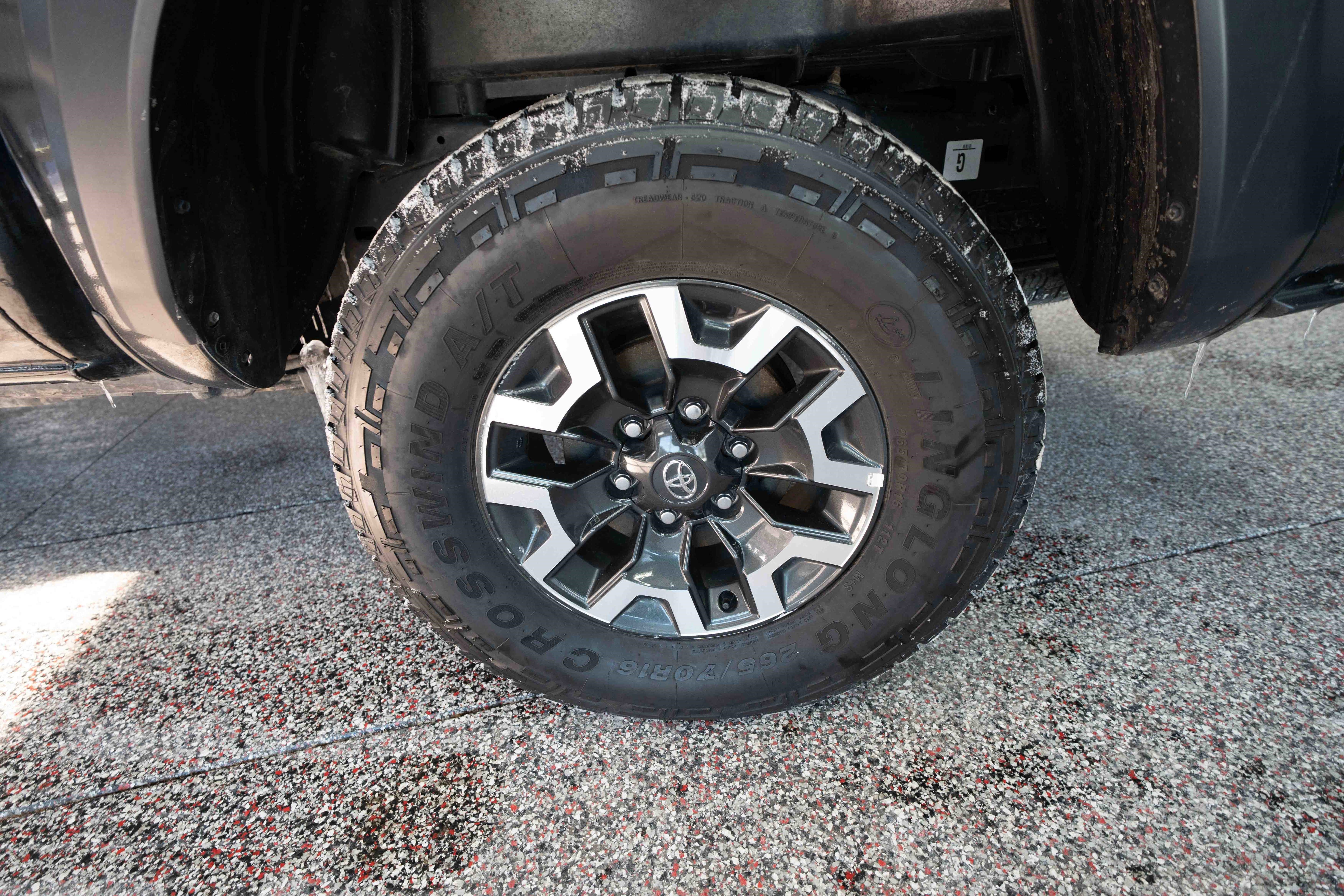 Used 2023 Toyota Tacoma TRD Off-Road image 28