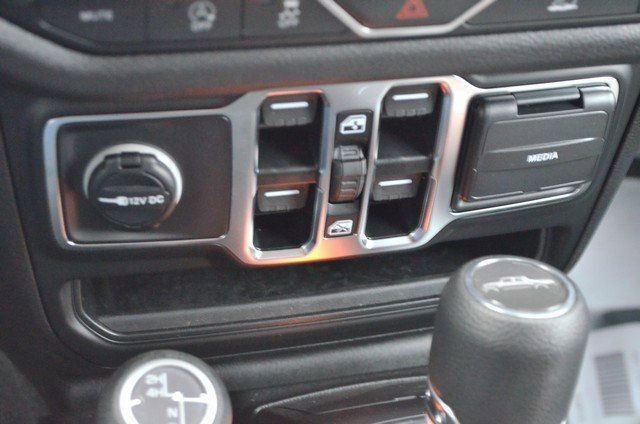 New 2026 Jeep Gladiator Sport image 26