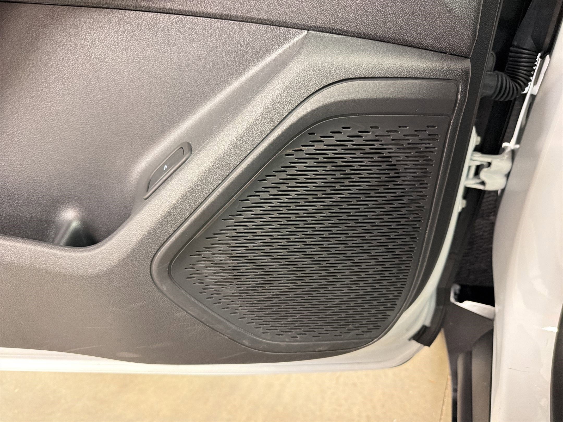 New 2026 Chevrolet Traverse LT w/ Sun and Wheel Package image 21