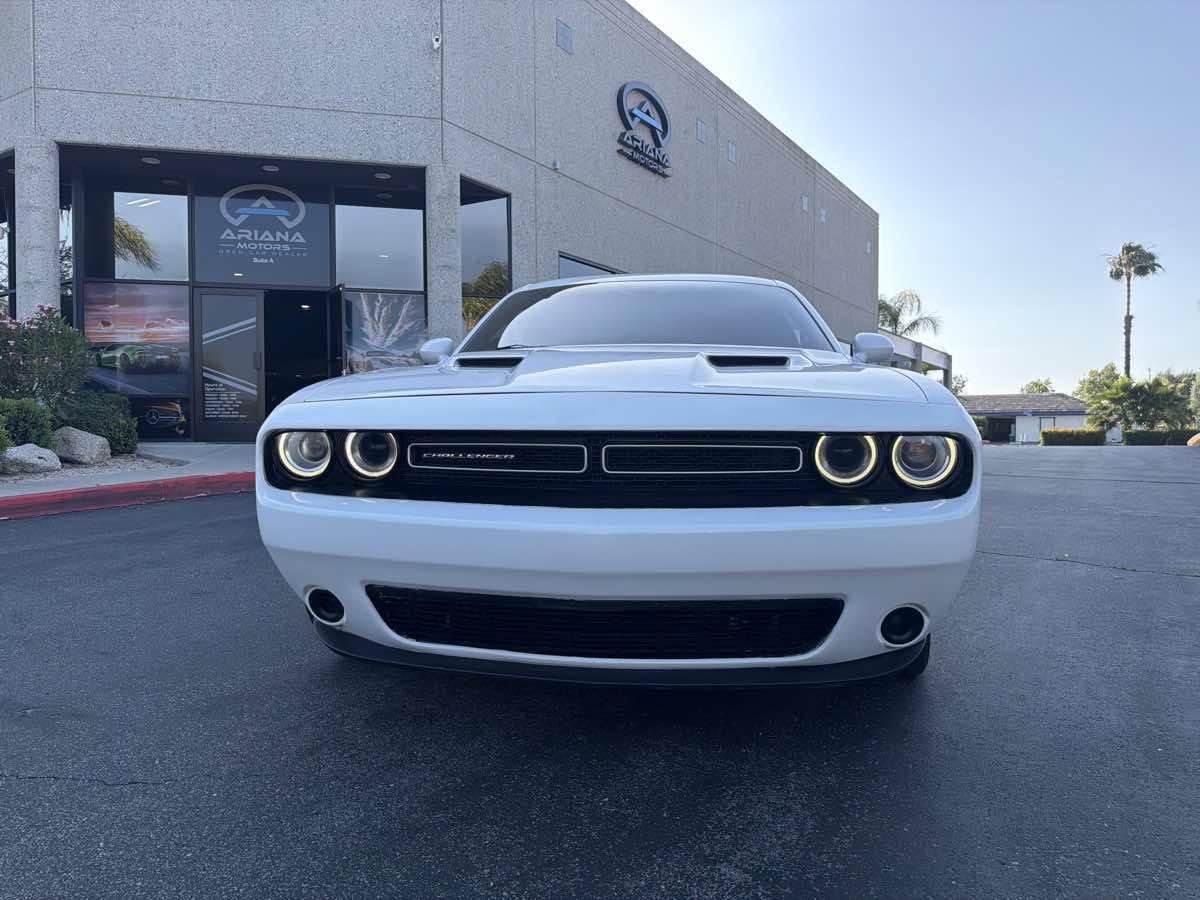 Used 2018 Dodge Challenger SXT RWD image 16