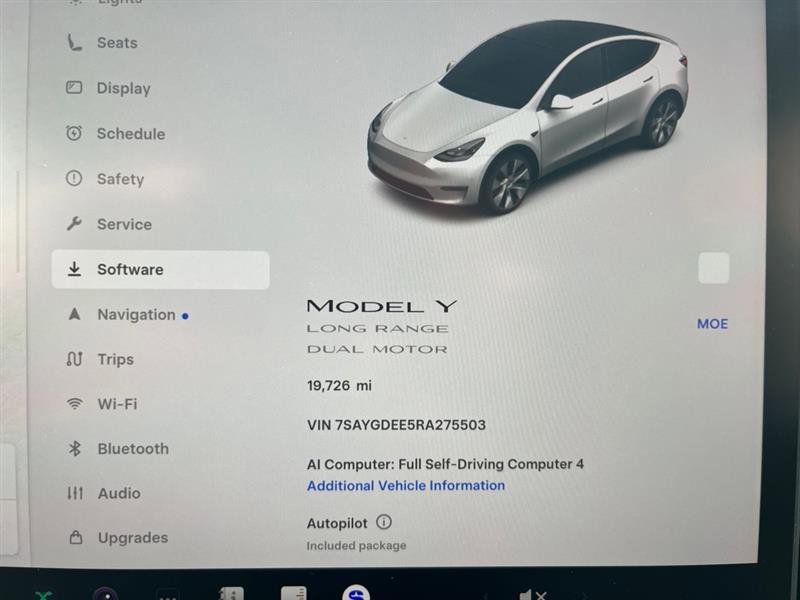 Used 2024 Tesla Model Y Long Range image 18