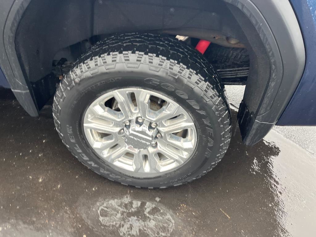 Used 2020 GMC Sierra 2500 Denali w/ Technology Package AWD/4WD image 35