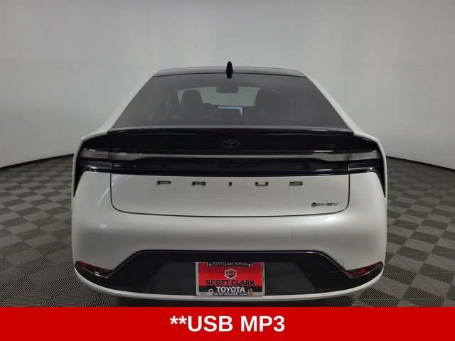 Used 2025 Toyota Prius Plug-In Hybrid w/ Limited Premium Package FWD image 7