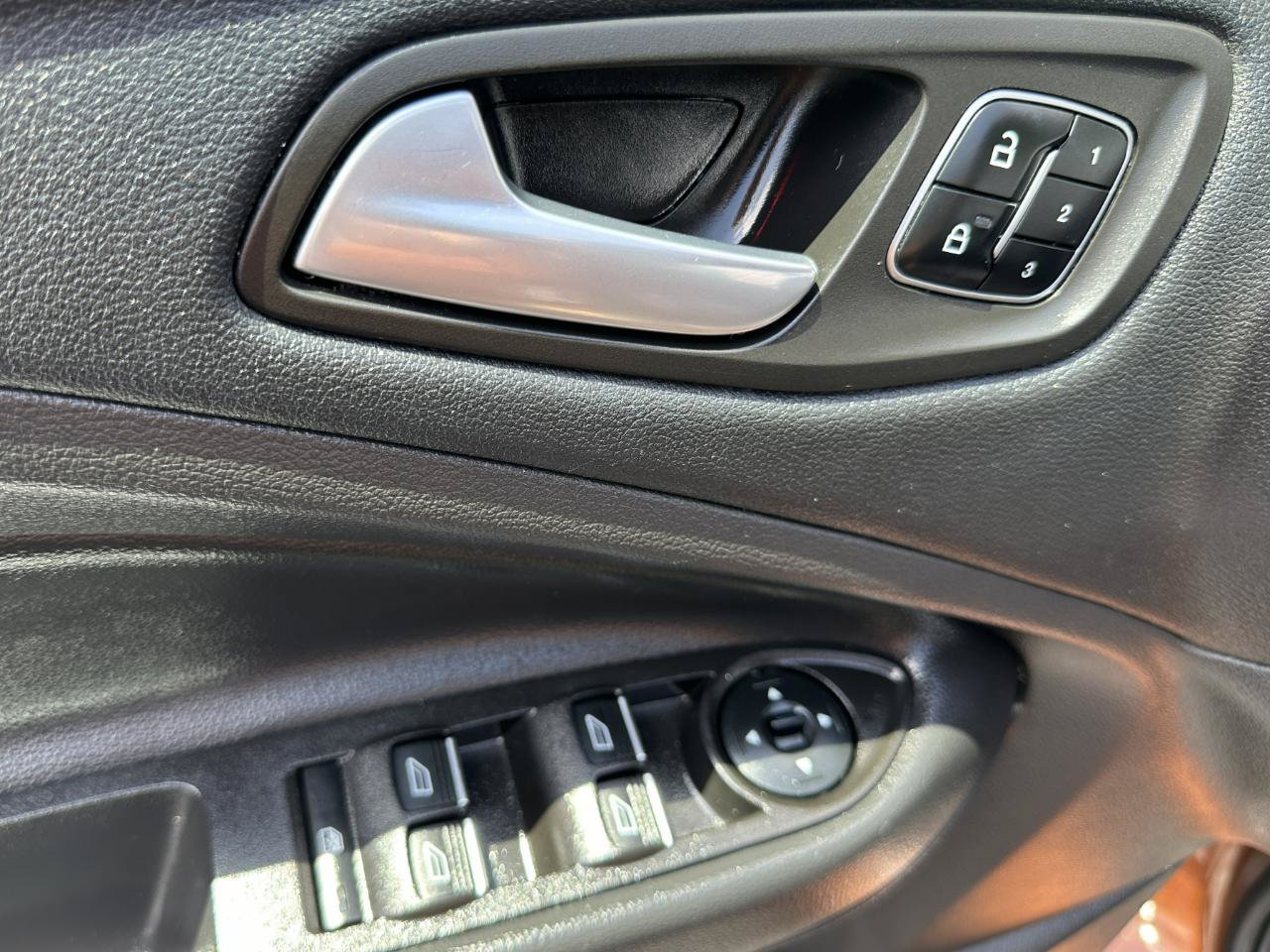 Used 2017 Ford Escape Titanium FWD image 23