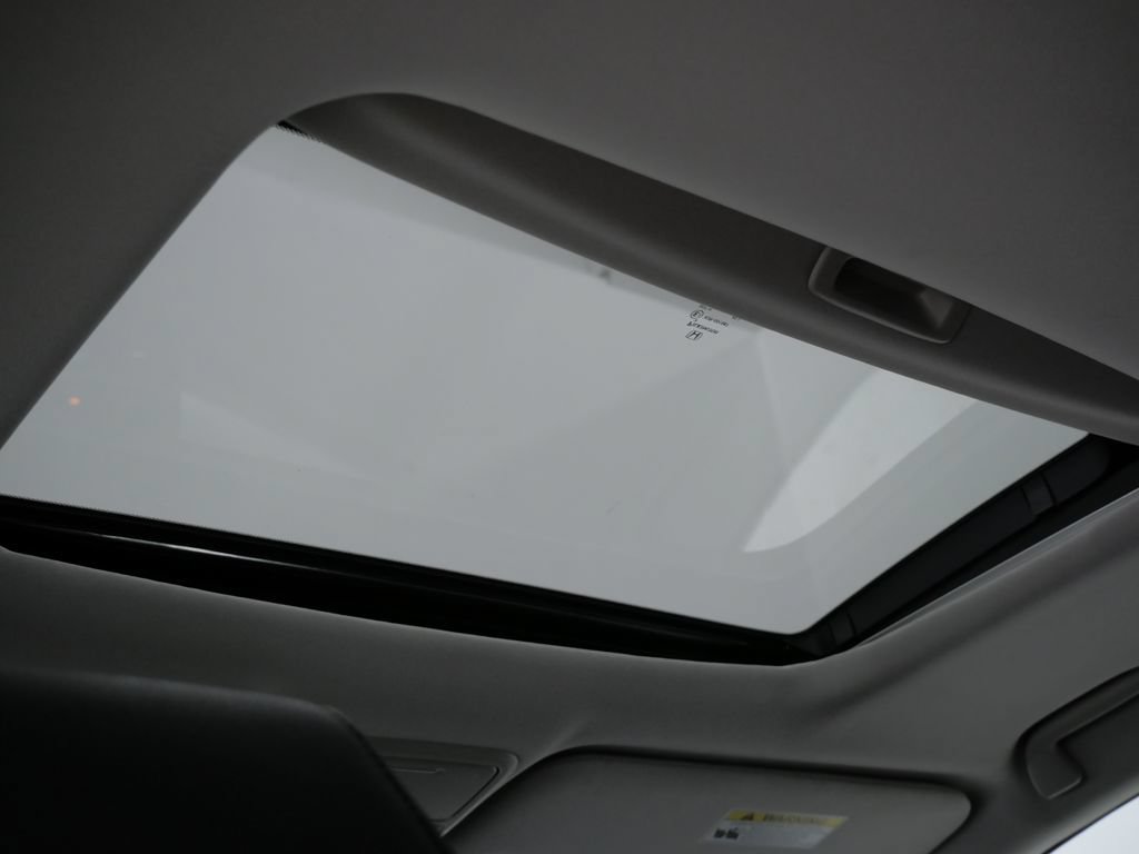 Used 2025 Honda Odyssey EX-L image 4