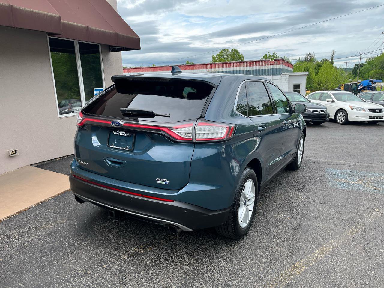 Used 2016 Ford Edge SEL w/ Equipment Group 201A AWD/4WD image 6