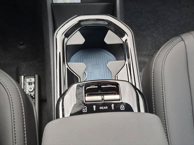 New 2026 Volvo EX30 Plus w/ Protection Package Premier AWD/4WD image 9
