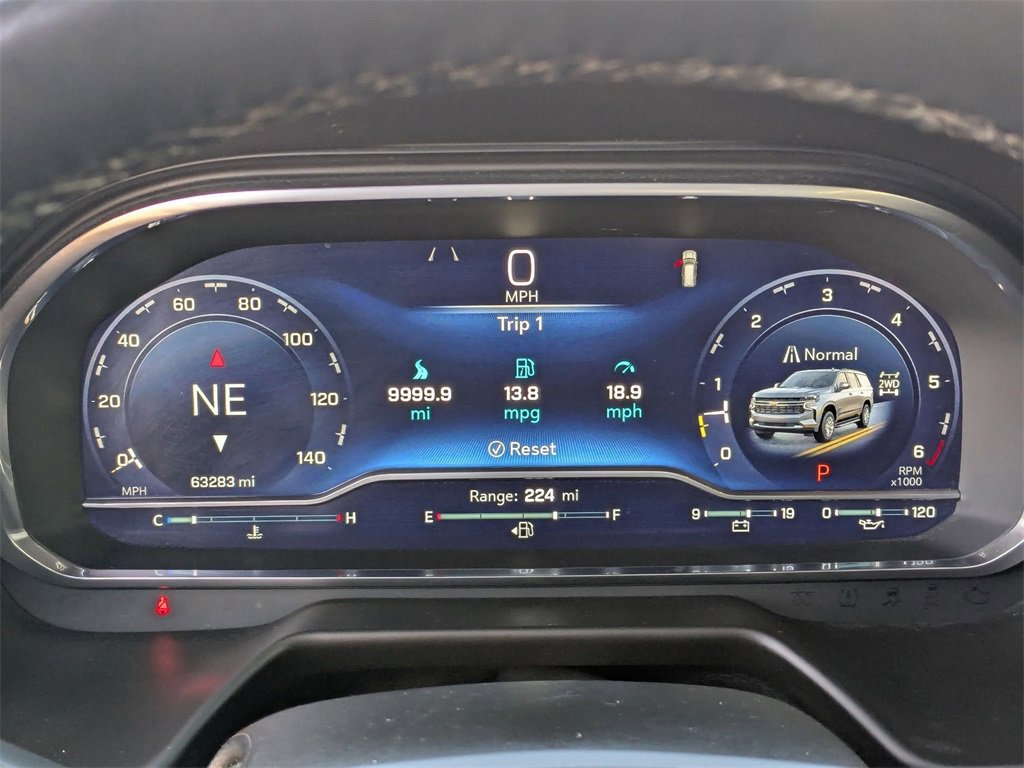 Used 2023 Chevrolet Suburban Premier image 24