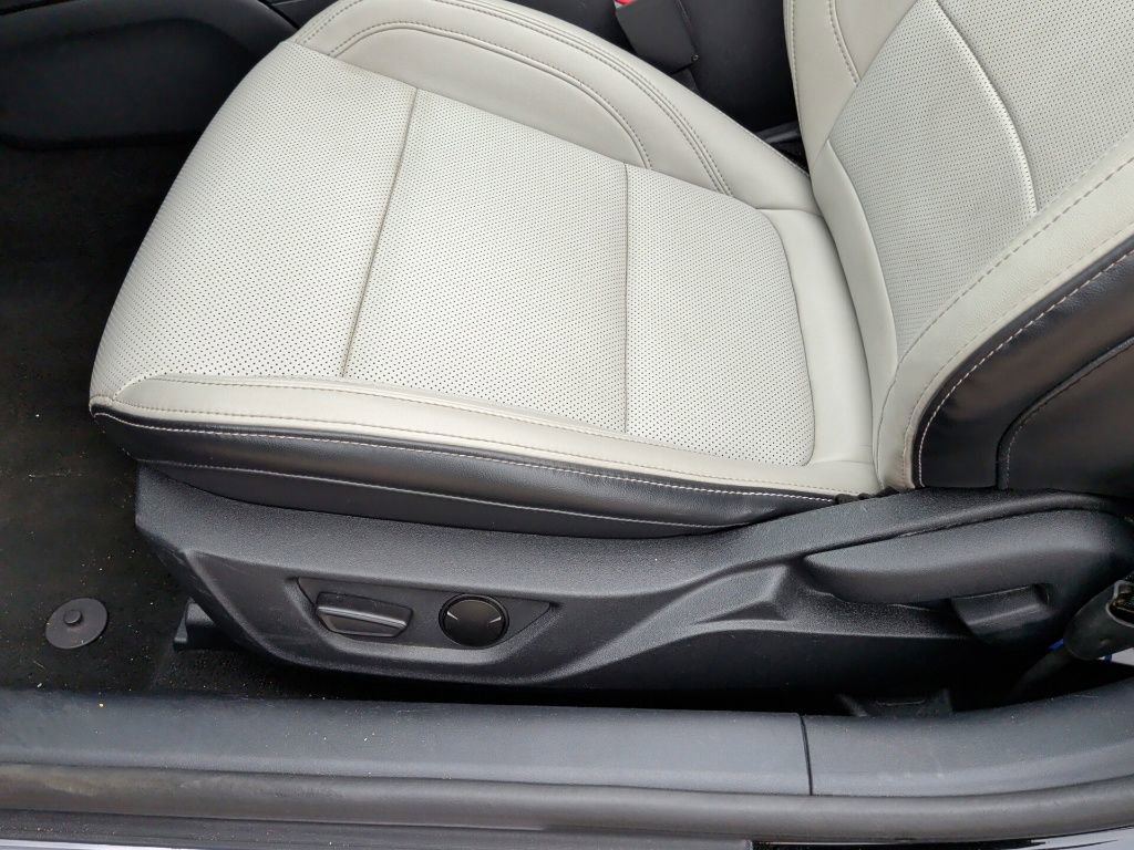 Used 2024 Ford Mustang Premium RWD image 13