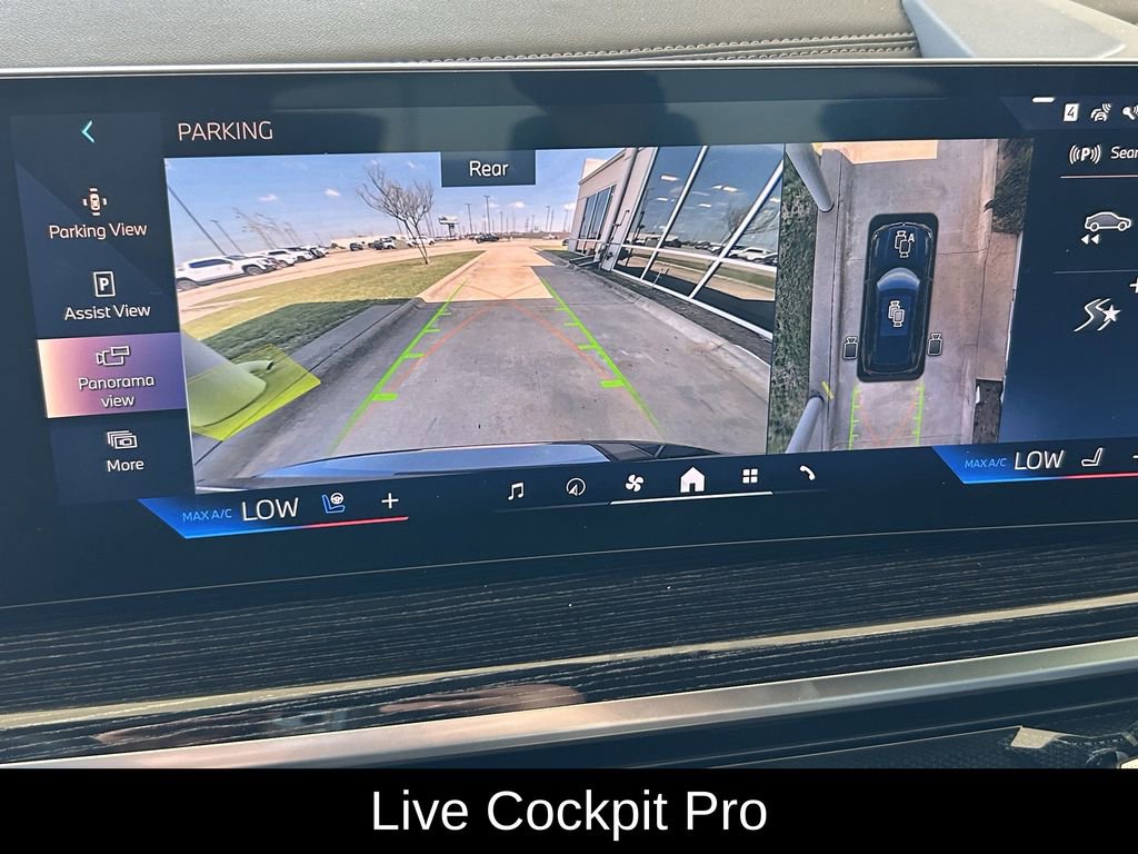 Used 2026 BMW X5 xDrive40i w/ M Sport Package image 21