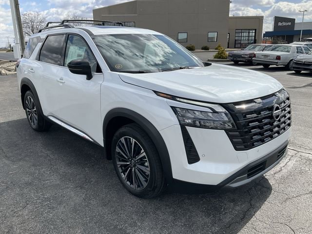 New 2026 Nissan Pathfinder Platinum w/ Accent Package image 3