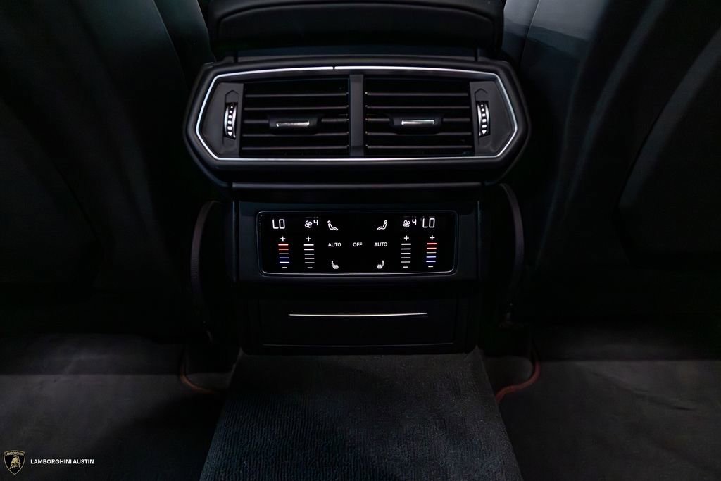 Used 2019 Lamborghini Urus image 37