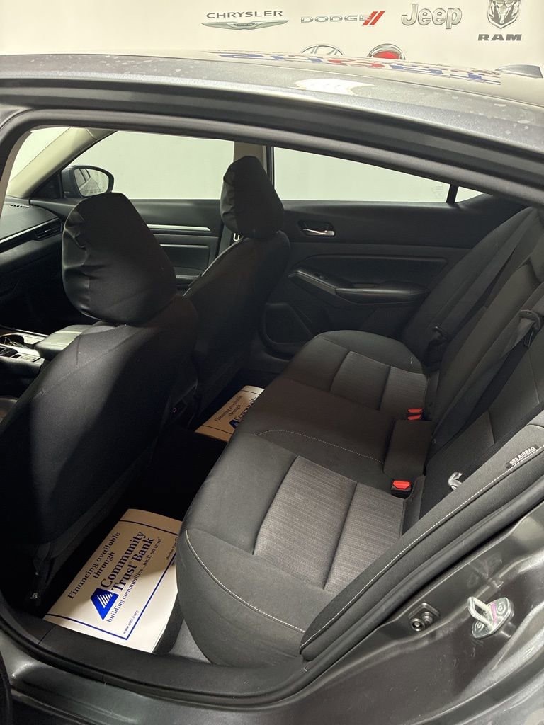 Used 2022 Nissan Altima 2.5 SV image 21