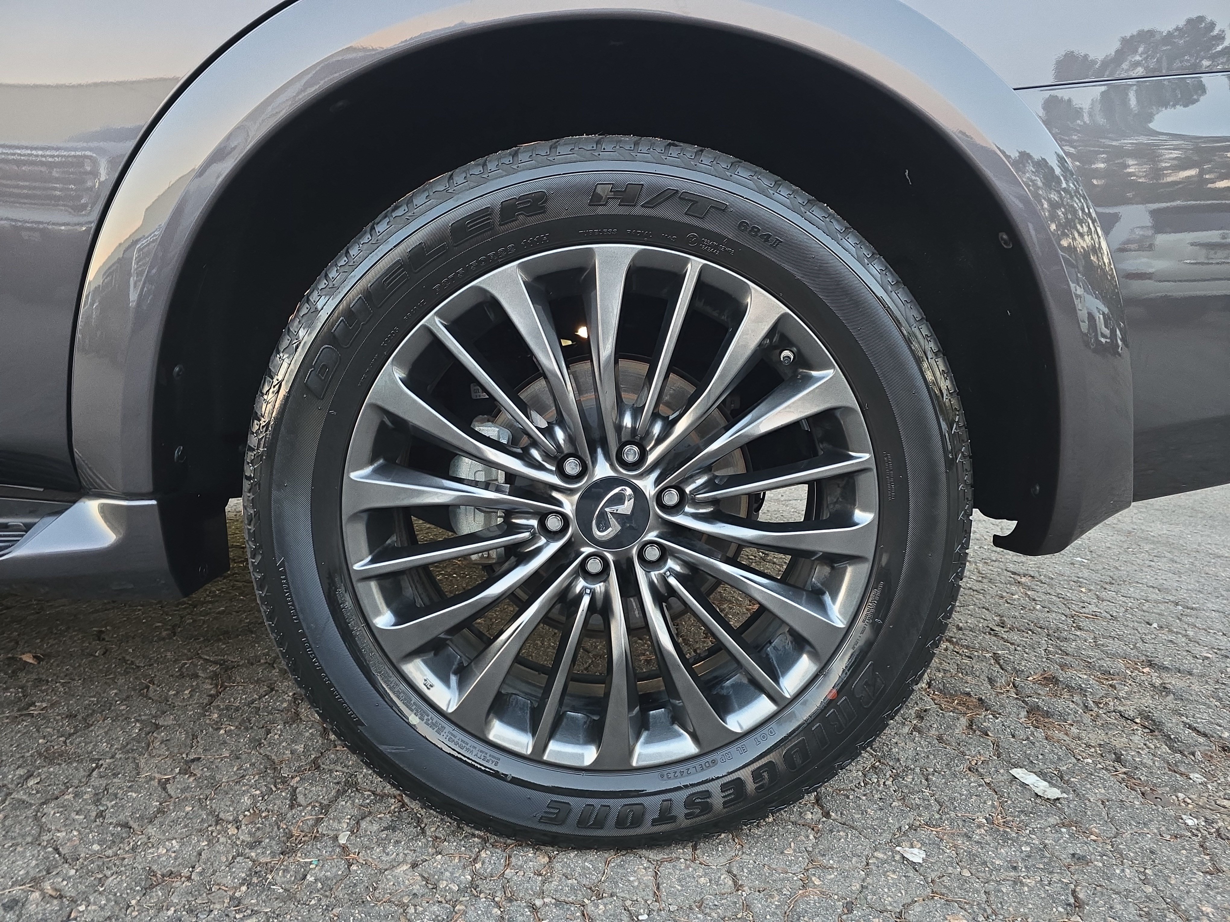 Used 2024 INFINITI QX80 Sensory w/ All-Season Package AWD/4WD image 34