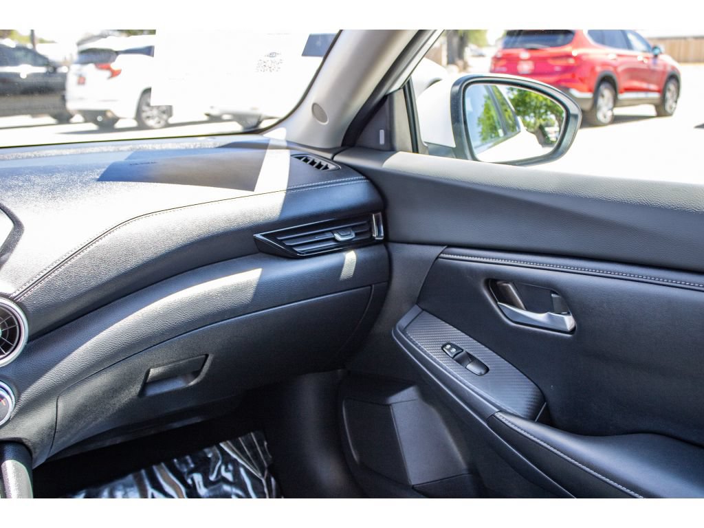 Used 2022 Nissan Sentra SV FWD image 48