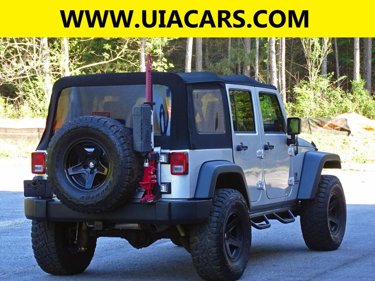 Used 2008 Jeep Wrangler Unlimited Rubicon w/ Dual Top Group AWD/4WD image 9