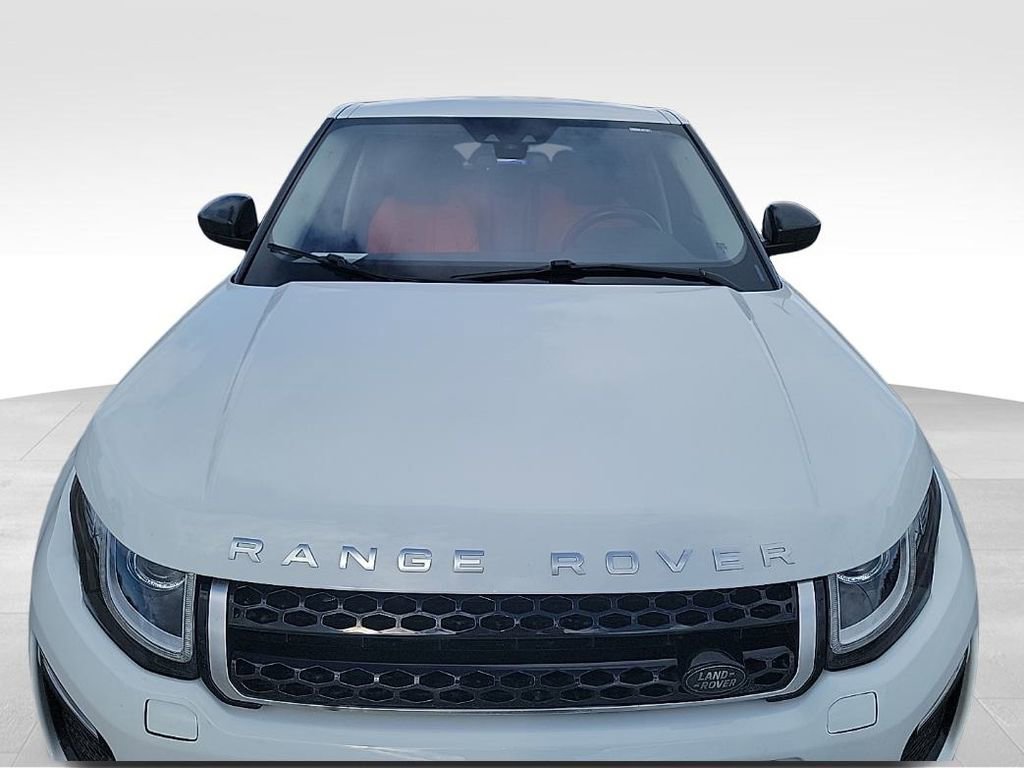 Used 2017 Land Rover Range Rover Evoque SE Premium image 4