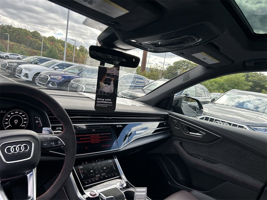 New 2026 Audi RS Q8 performance image 18