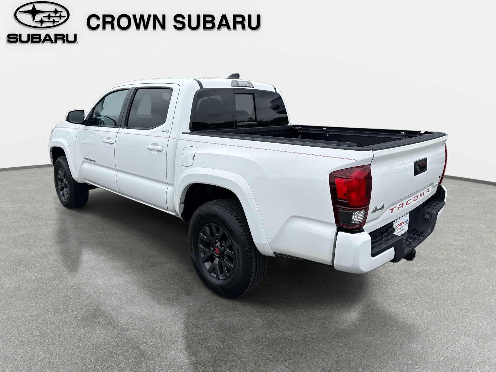 Used 2023 Toyota Tacoma SR5 w/ Technology Package AWD/4WD image 7