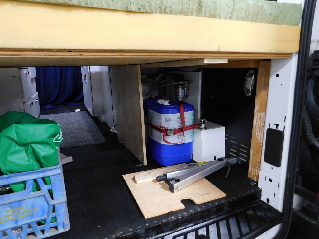 Used 2019 Ford Transit 250 148 Medium Roof RWD image 76