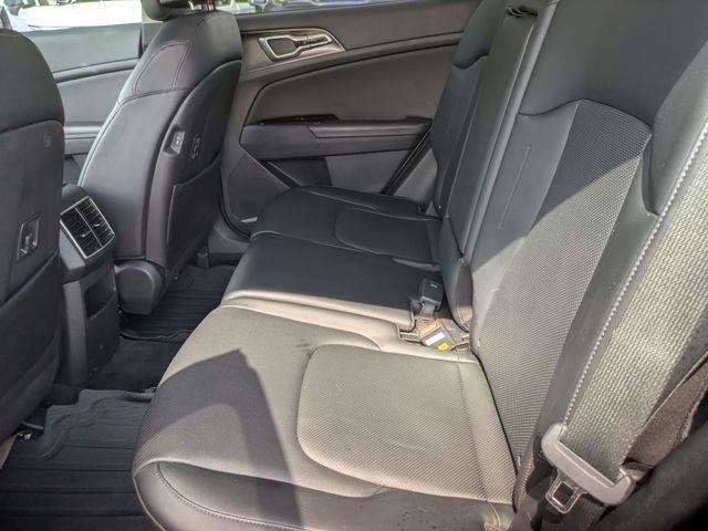 Used 2023 Kia Sportage EX image 23